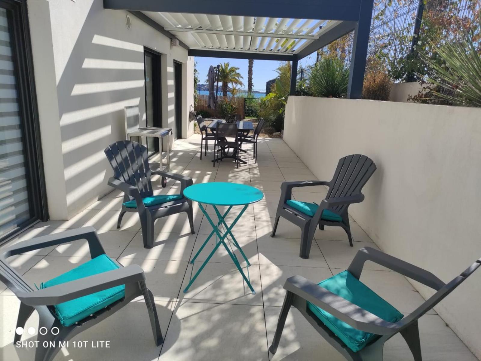 O Fil De L'Eau Bandol - App A05 - T3 Avec Jardin Et Terrasse Apartment Luaran gambar